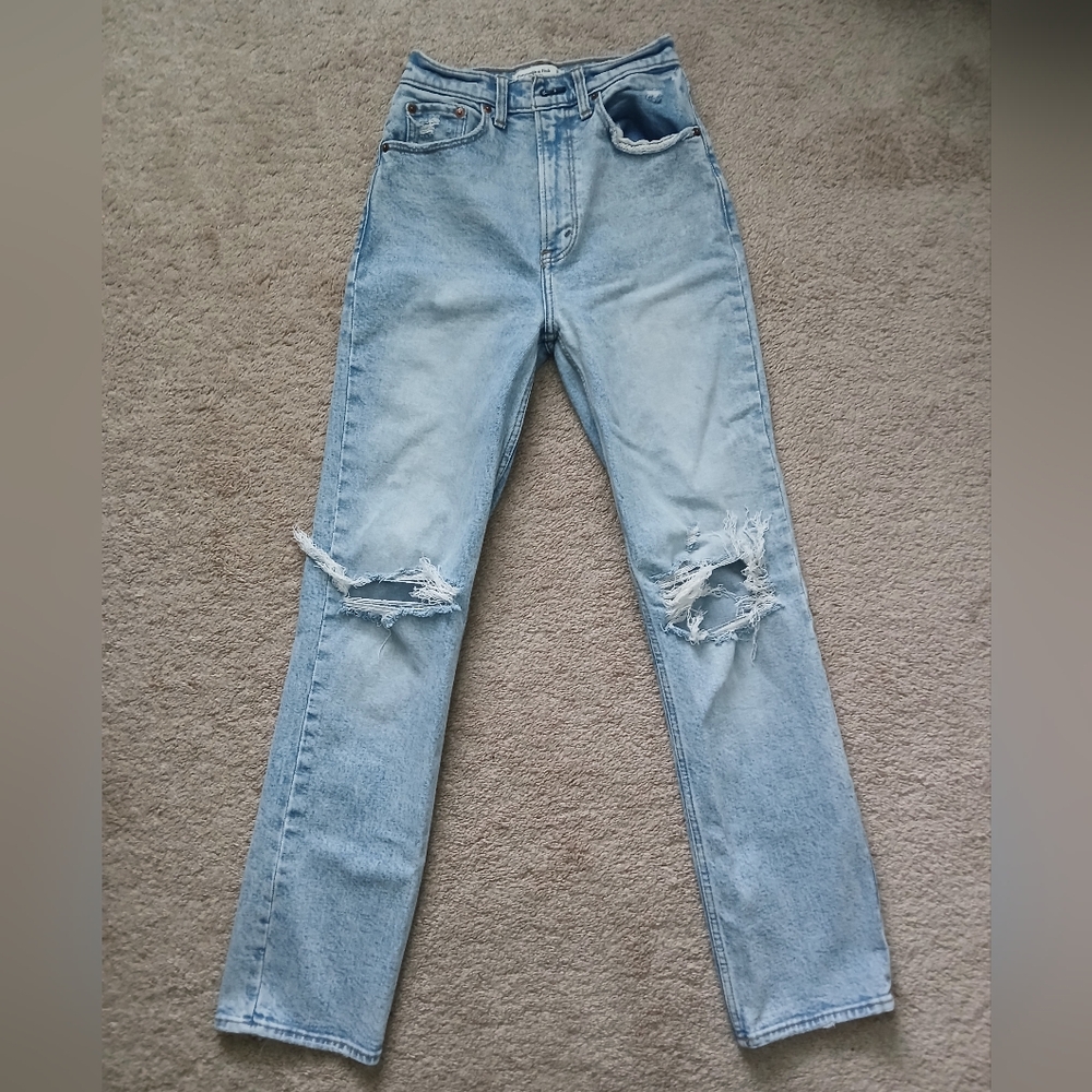 Abercrombie & Fitch Ultra High Rise 90's Straight leg Jeans size 0/25 - Picture 5 of 12